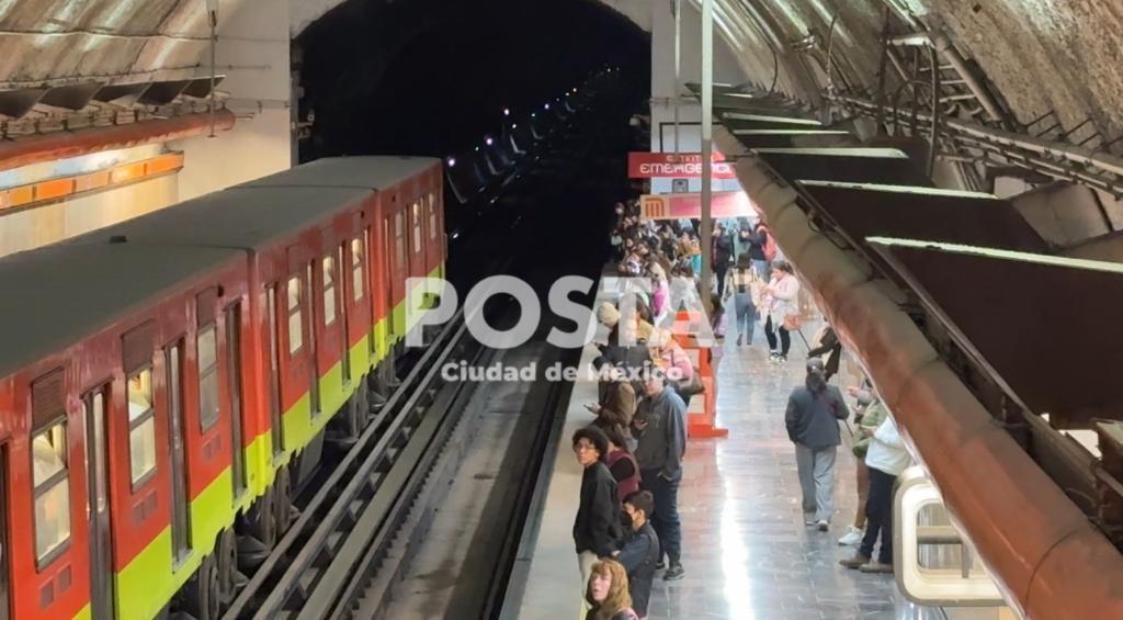 Caos en la Línea 7 del Metro: Cientos de usuarios afectados por horas. Foto: Ramón Ramírez