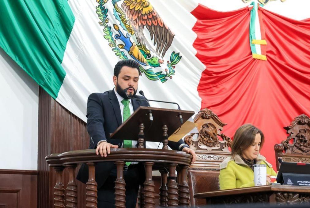 Hurtado explicó que el artículo 109 de la Ley del IMSS refiere que cualquier persona que pierda su trabajo tiene una cobertura garantizada de hasta dos meses. (Fotografía: Cortesía)