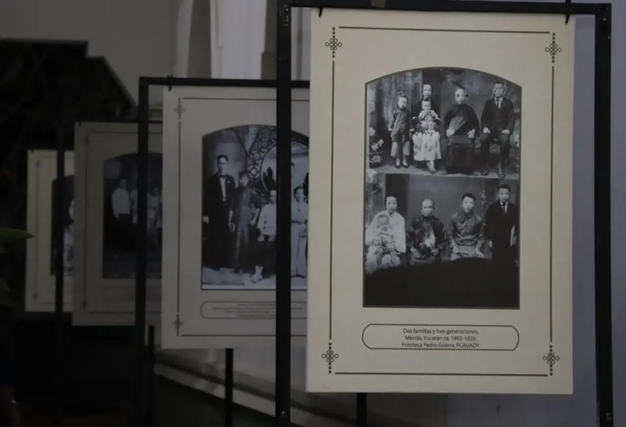 Hace unos días se inauguró una exposición fotográfica que muestra imágenes captadas entre  1880 y 1950 que dan detalles sobre las cuatro migraciones chinas que ha experimentado la península de Yucatán.- Foto de la Uady