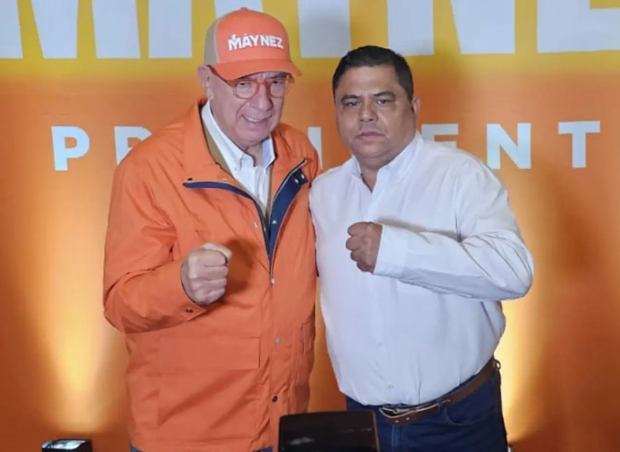 Mario Escobar junto al líder de Movimiento Ciudadano, Dante Delgado. Foto: Movimiento Ciudadano