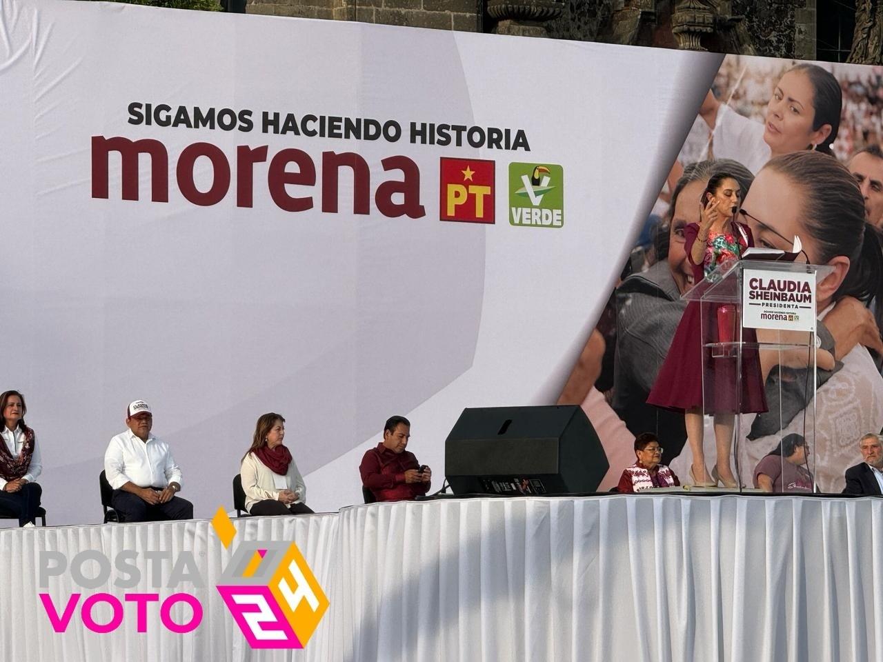 Claudia Sheinbaum cerró su discurso agradeciendo y reconociendo el gobierno de Andrés Manuel López Obrador. Foto: Alejandro Godina/POSTA CDMX.