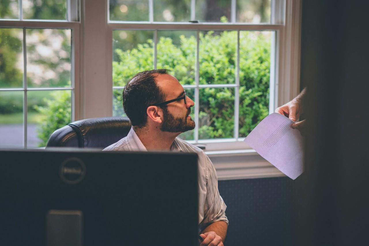 Procrastinar puede generar ansiedad. Foto de Pexels.