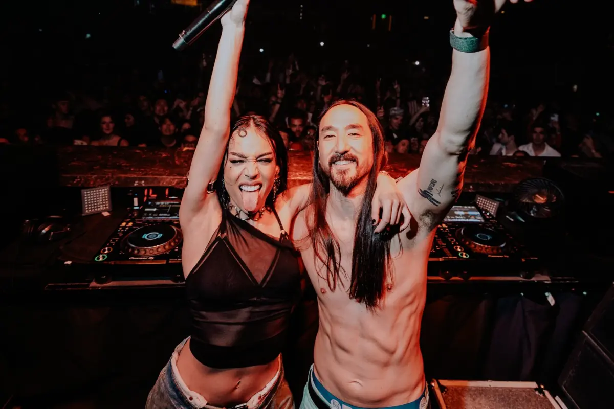 Danna y Steve Aoki en concierto, Foto X (Twitter) @steveaoki