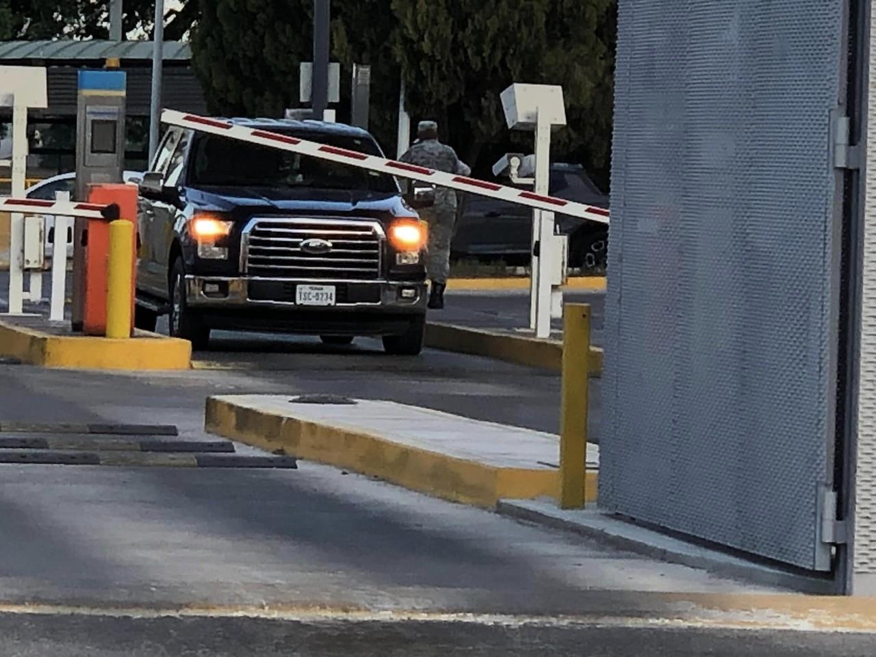 Guardia nacional detiene a joven. Foto de redes.