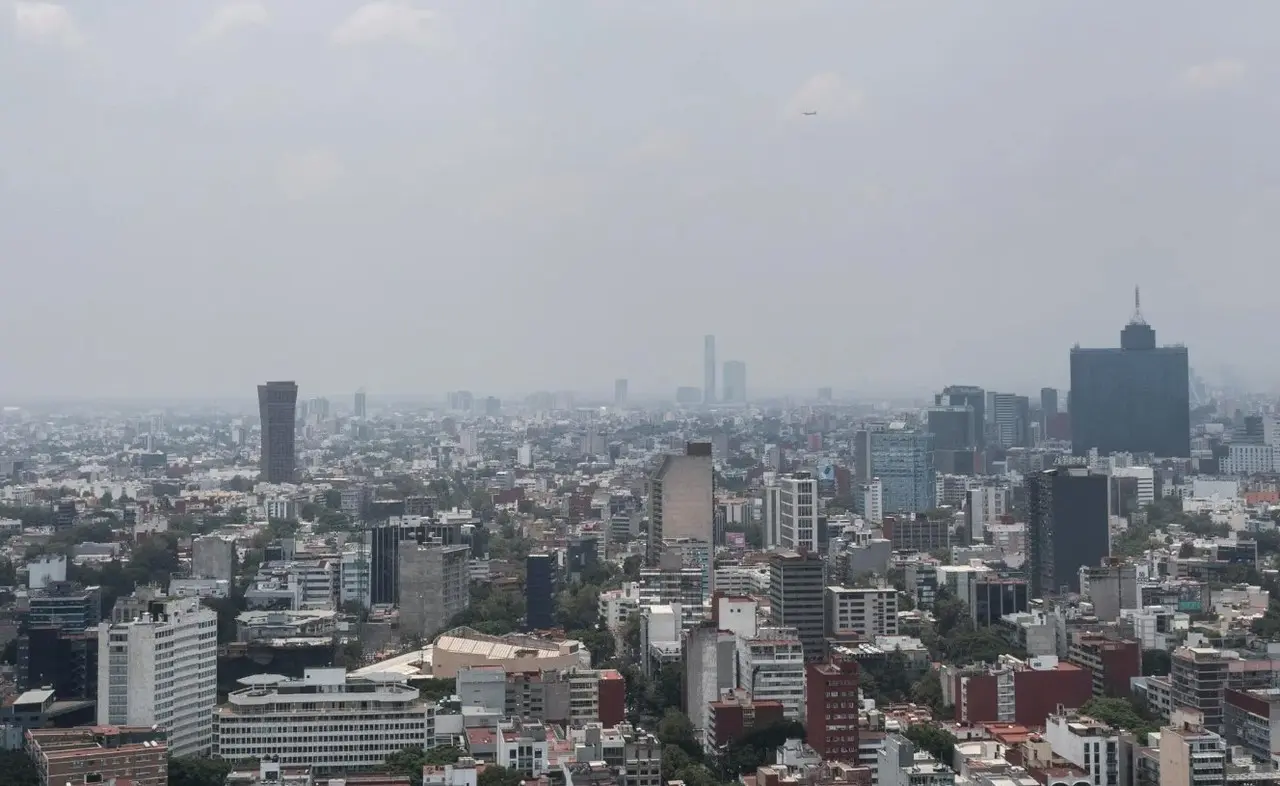 CDMX con aire contaminado.      Foto: Especial