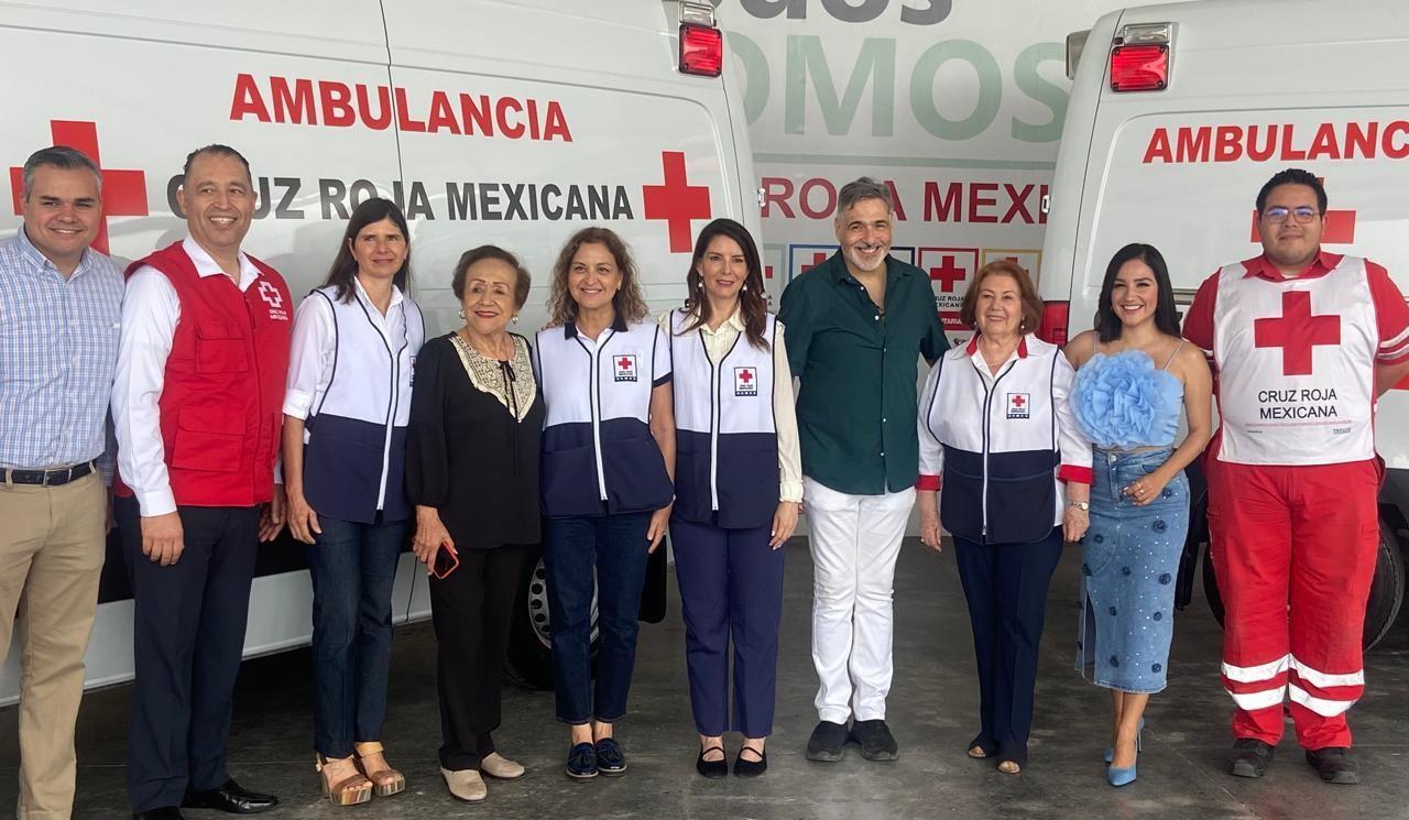 Se traspasa suegra se une a la Cruz Roja para una noble causa (VIDEO)