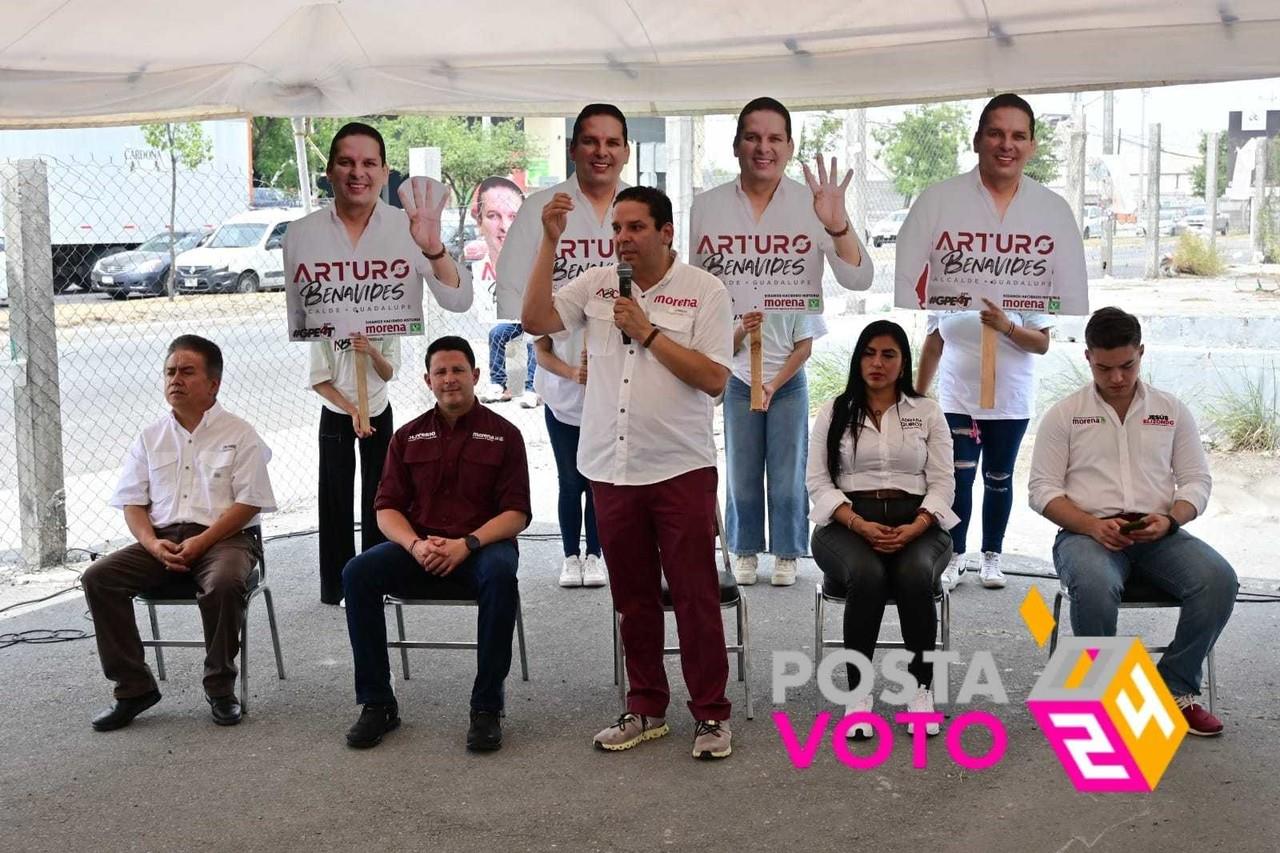 El morenista dijo que este puente mejorarían la movilidad de al menos 180 mil residentes del municipio. Foto: Armando Galicia.