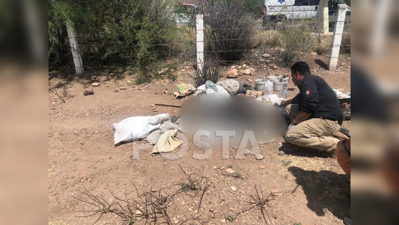 Autoridades en el lugar donde fue encontrada la persona sin vida. Foto: Especial/POSTAMX.