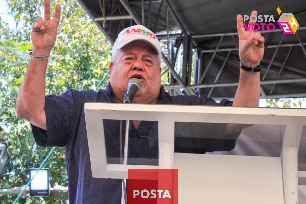 Manuel Huerta denuncia robo de su propaganda en Veracruz Foto: Pull Morena