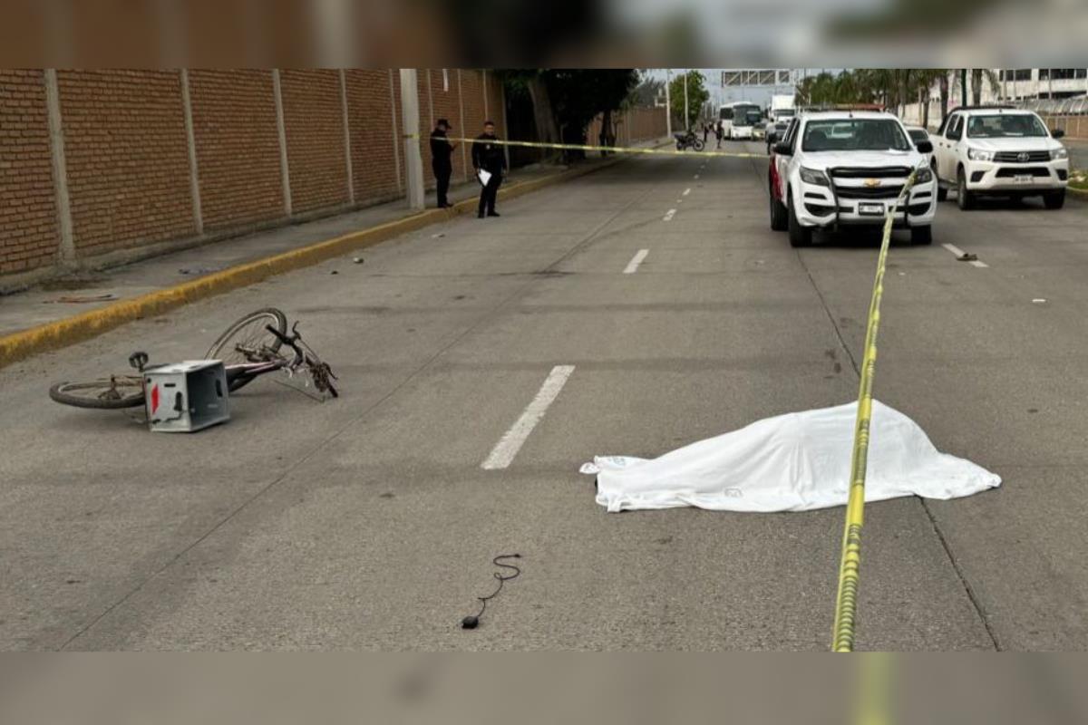 La persona que perdió la vida solo fue identificada como Felipe, de oficio albañil. Foto: Axel Hassel