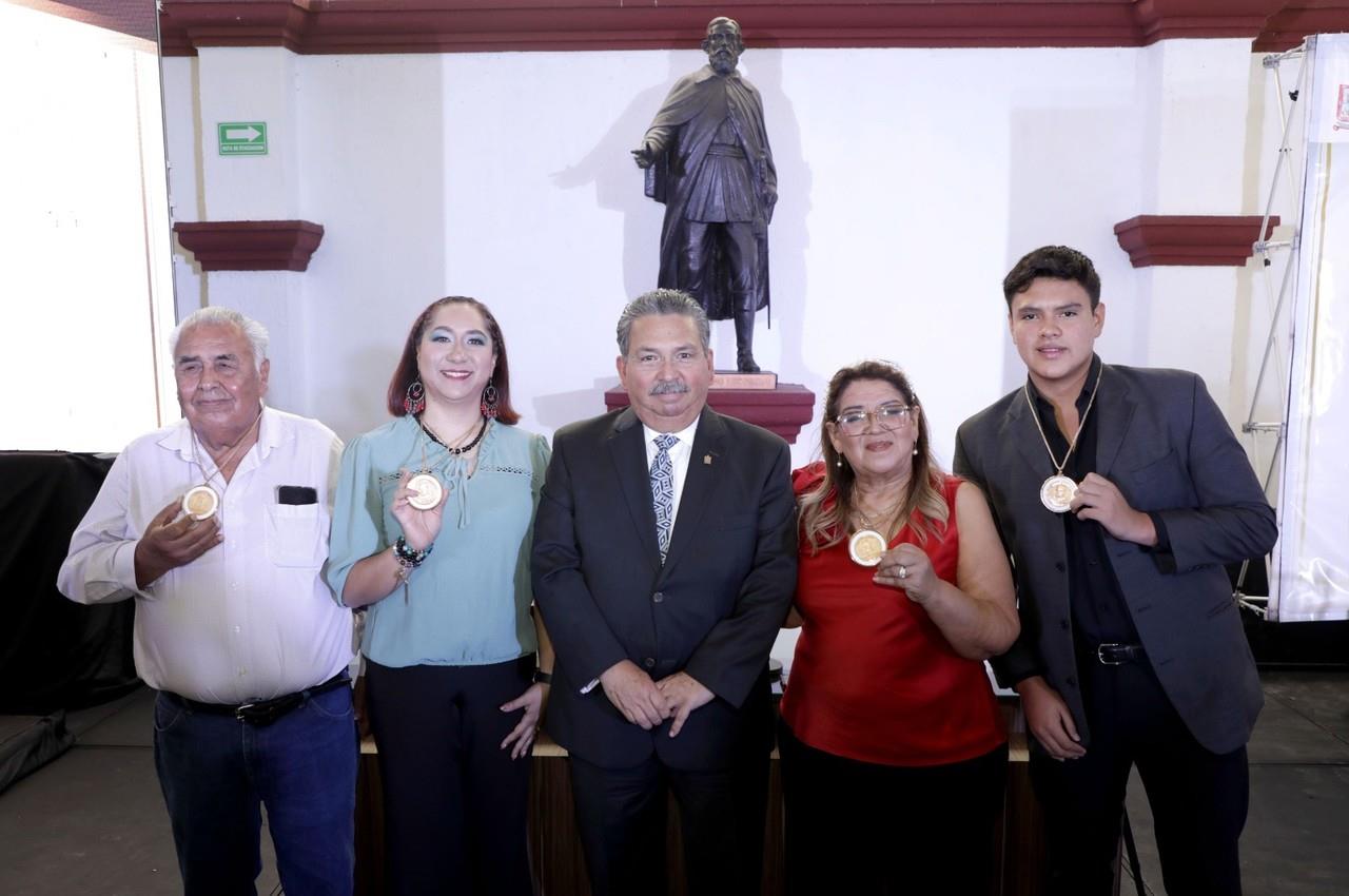 El Gobierno de Escobedo felicitó a los galardonados por su invaluable contribución a la comunidad. Foto: Escobedo.