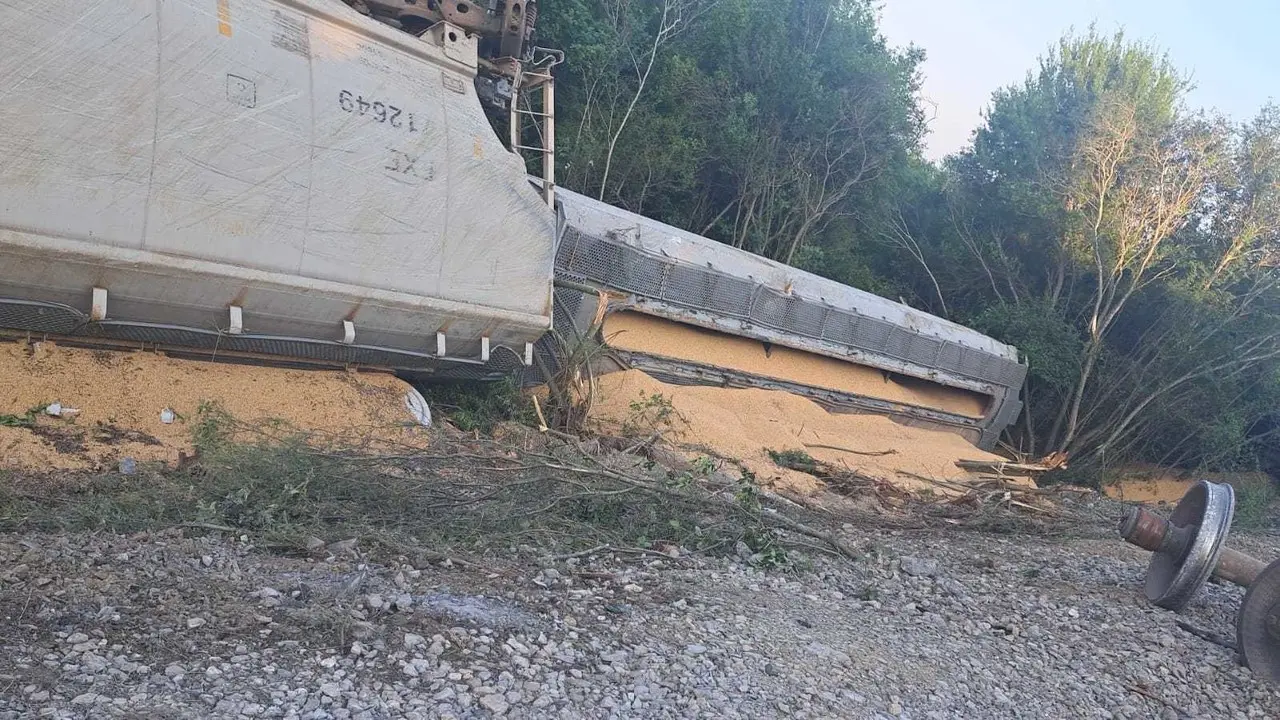 El accidente tuvo lugar en una zona despoblada, lo que evitó que se produjeran afectaciones a la población cercana. Foto: PCNL.