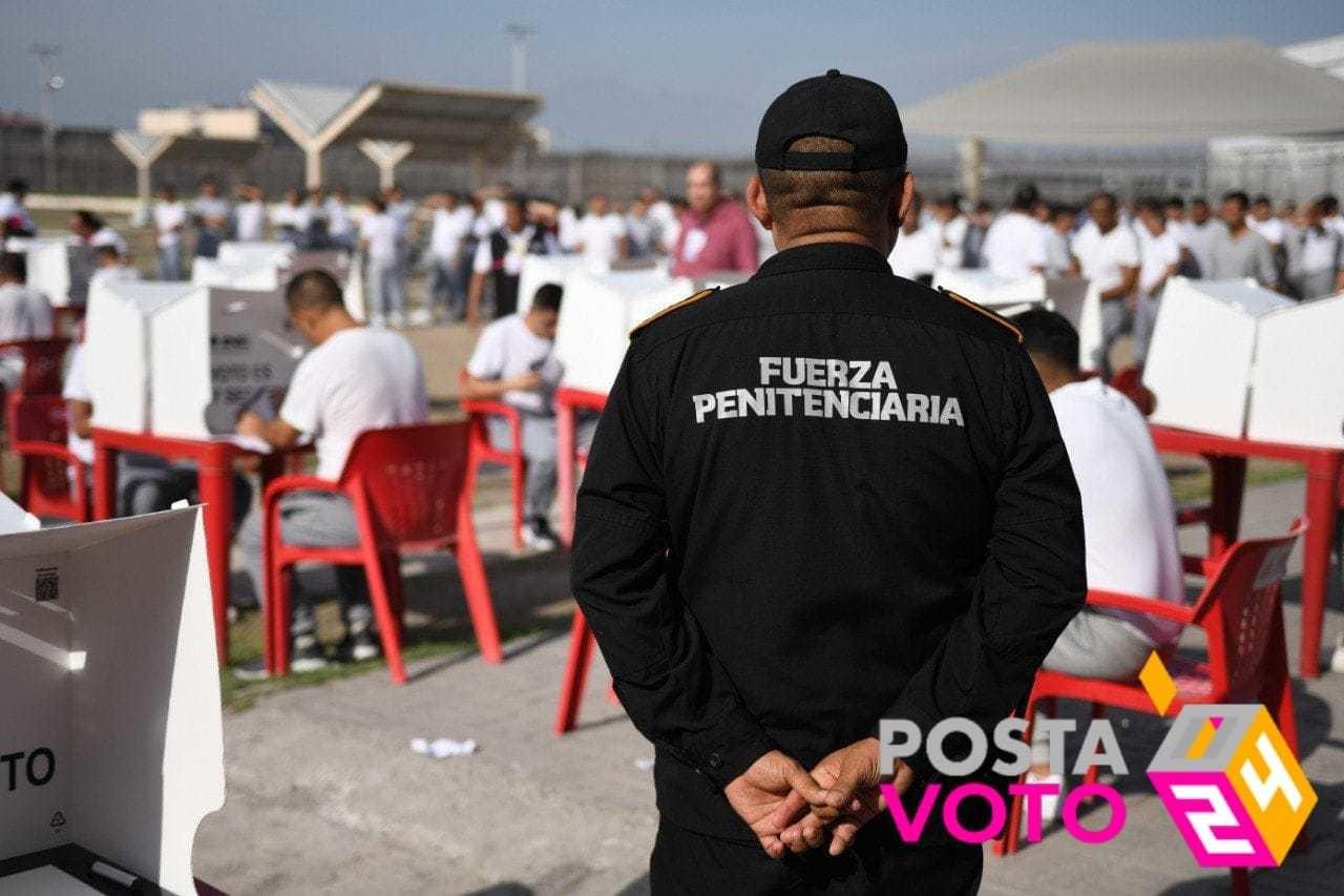 En la jornada se informó que poco más mil 500 hombres bajo medida cautelar de prisión preventiva ejercieron su derecho fundamental al voto. Foto: Raymundo Elizalde.