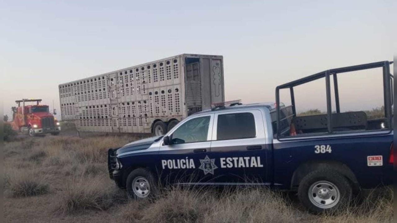 El cuerpo calcinado encontrado al lado de la carretera Francisco Zarco, podría ser de una mujer. Foto: Especial/ POSTA Mx.