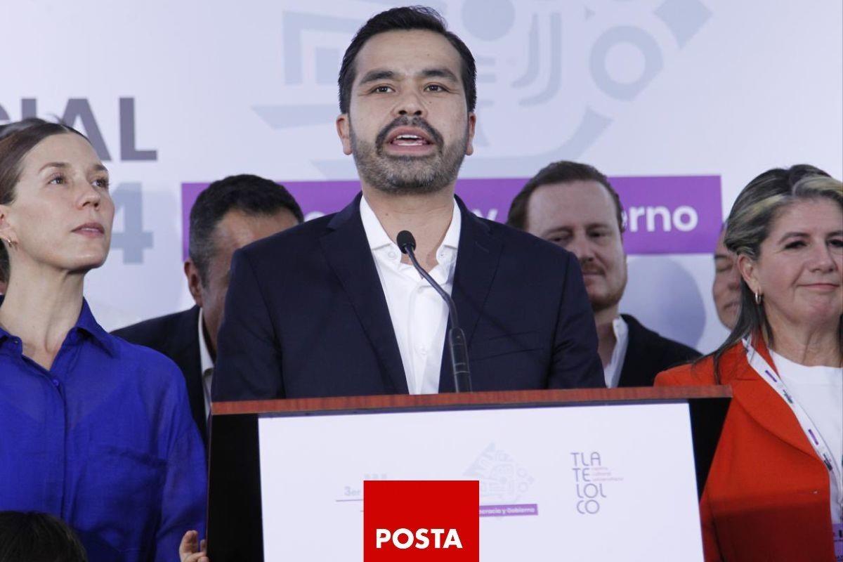 Arriba Jorge Máynez al tercer y último debate presidencial. Foto: POSTA