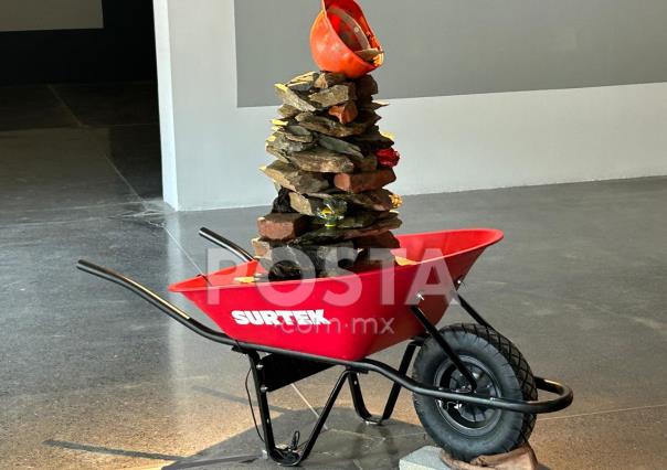 Calixto Ramírez presenta "Ni de aquí ni de allá": una exposición de obras