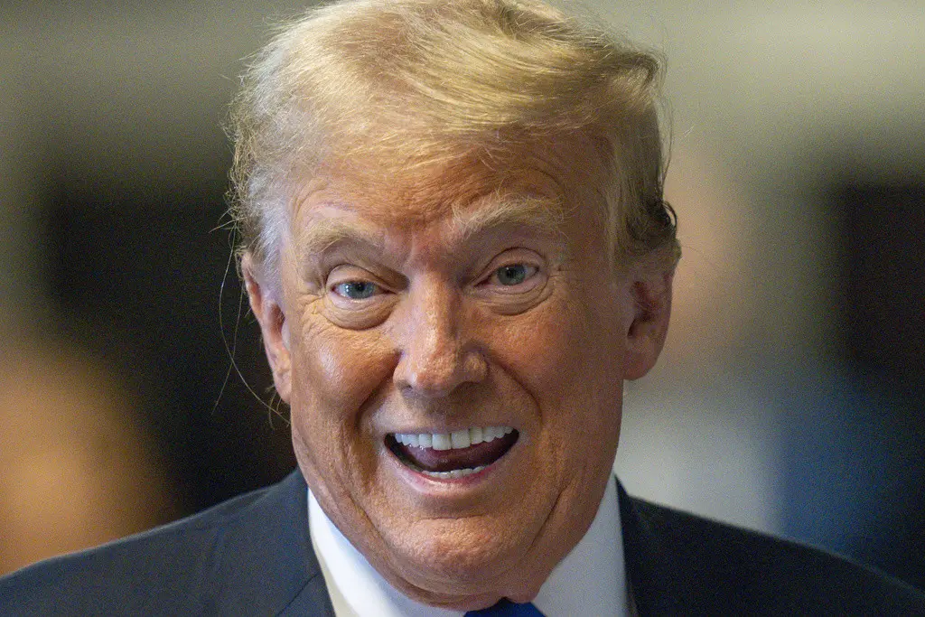 El expresidente Donald Trump llega al tribunal en Manhattan para las deliberaciones del jurado en su caso penal en Nueva York, el jueves 30 de mayo de 2024. (Steven Hirsch/New York Post vía AP, Pool)