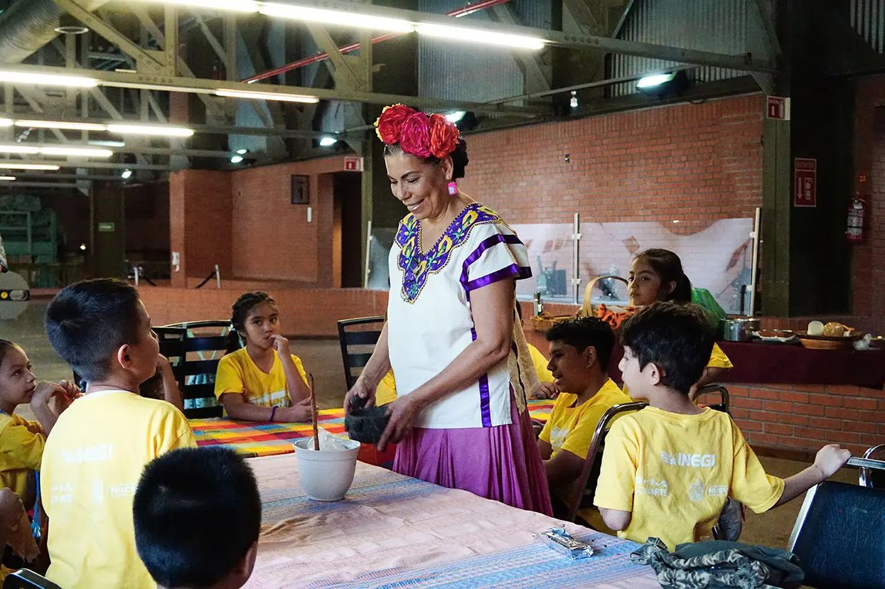 Enfocados en el tema de la sustentabilidad, los talleres ofrecidos por CONARTE buscan que los niños jueguen, aprendan y se concienticen sobre el cuidado del planeta. Foto: CONARTE.