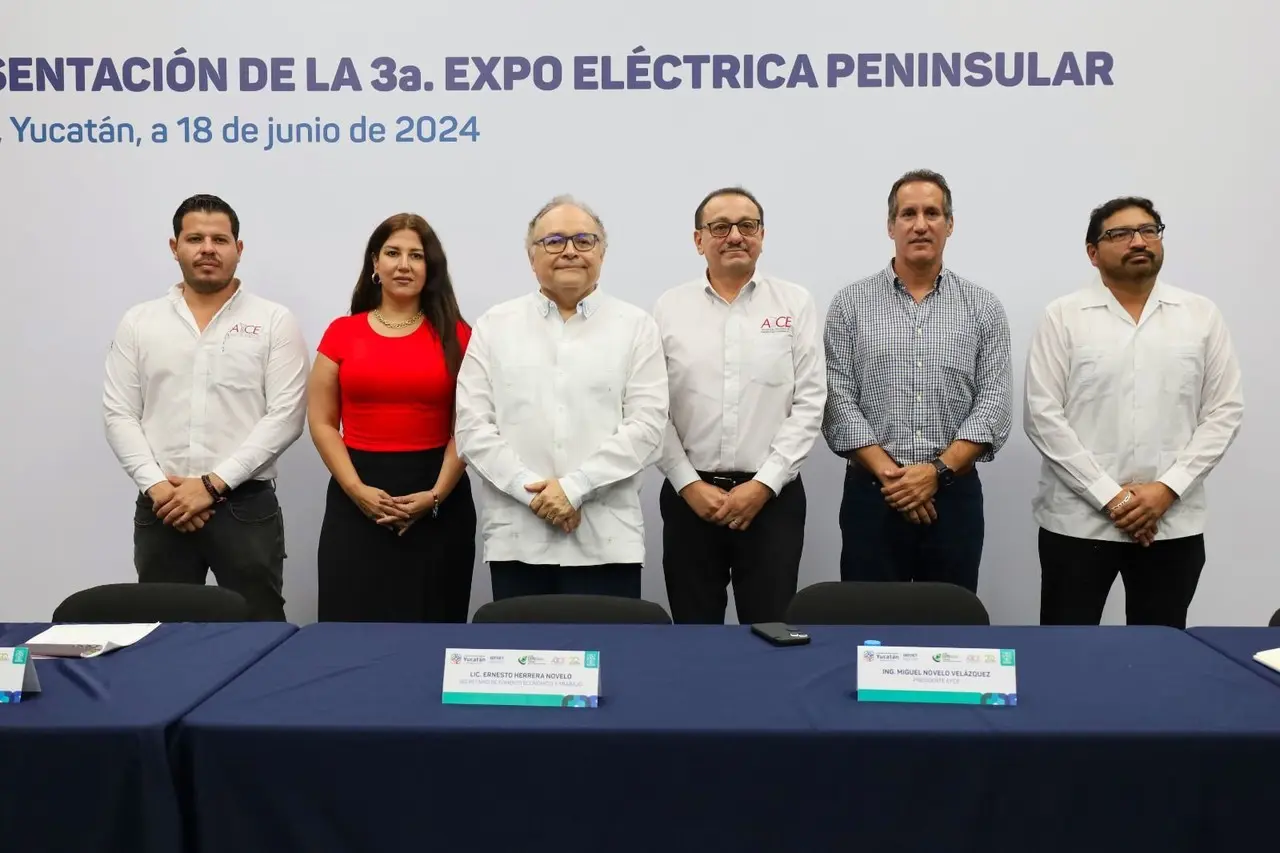 Rueda de prensa de la Expo Eléctrica Peninsular 2024. Foto: Irving Gil