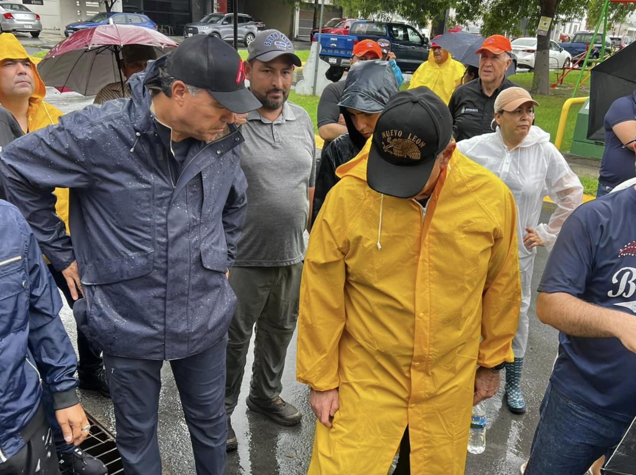 El alcalde hizo un llamado a la precaución y a evitar riesgos innecesarios. Foto: Apodaca.