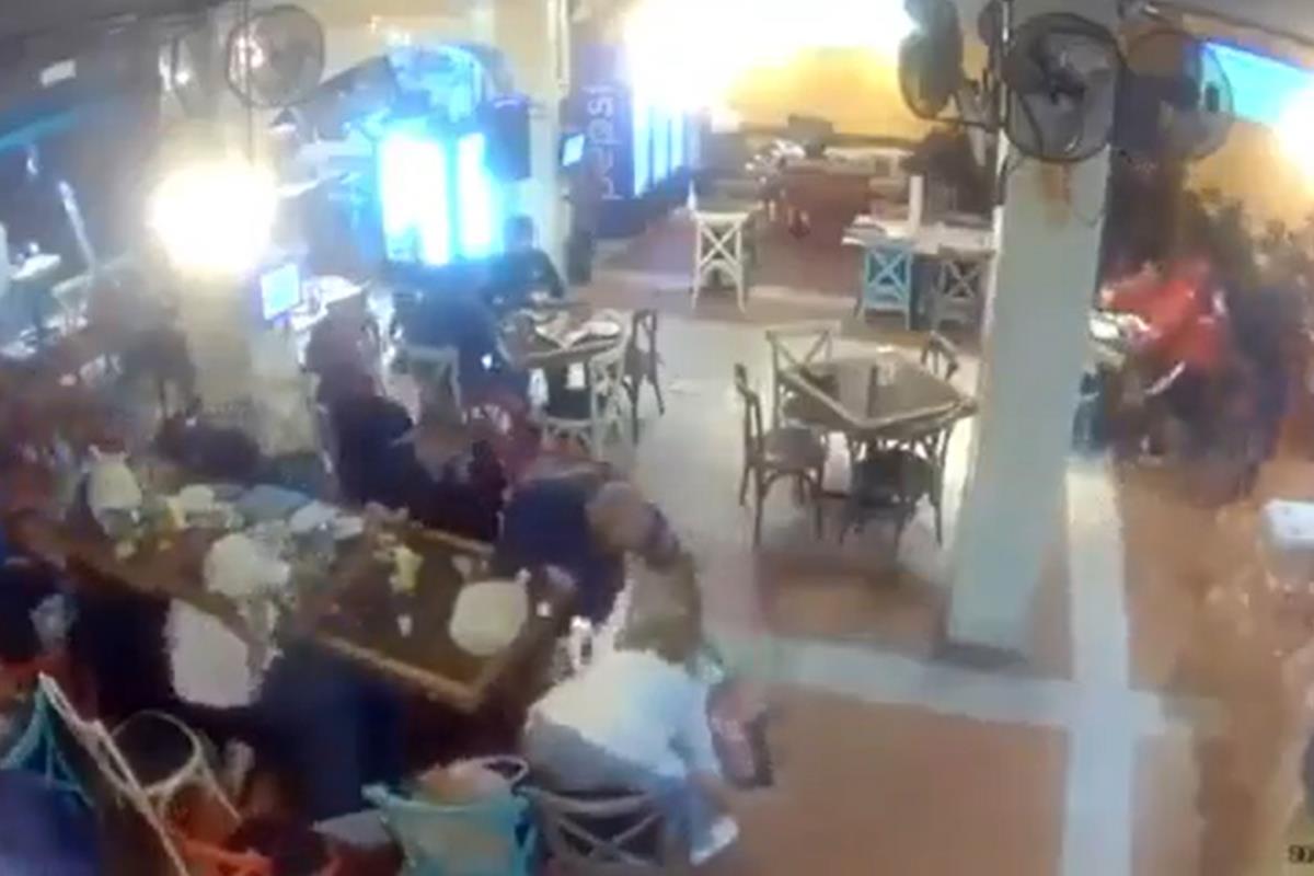 Asalto en restaurante El Carnal en la alcaldía GAM.   Foto: Captura de pantalla