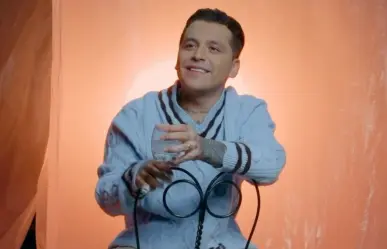 Christian Nodal habla sobre su proceso e historias románticas de sus canciones