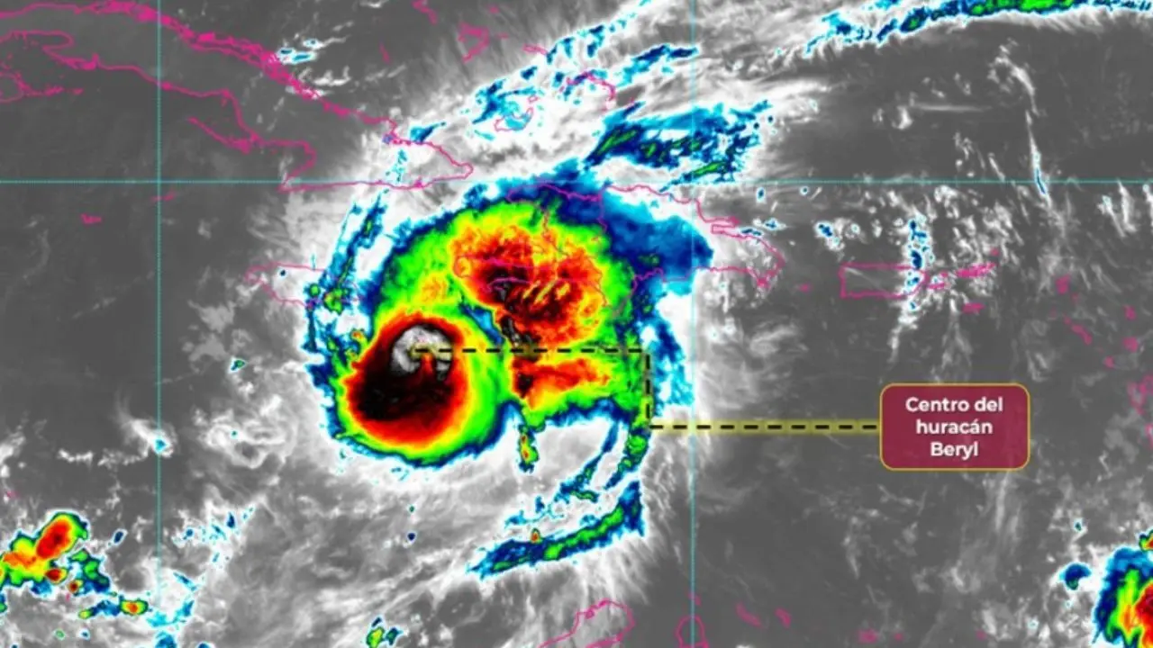 Huracán Beryl en Jamaica Foto: X(Twitter) @JorgeManzaSV