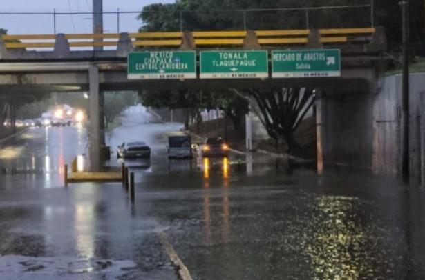 Las principales avenidas de Guadalajara, han sido cerradas producto de las lluvias. Foto: MSN.