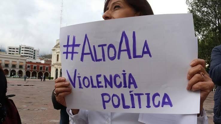 Imagen ilustrativa sobre una mujer pidiendo un alto a la violencia política en razón de género. Foto: UNDP.org