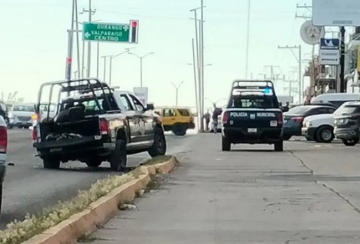 Este es el primer asesinato de policías registrado este año en Zacatecas, cuando el policía transitaba en un vehículo particular color negro. Foto: El Sol de Fresnillo.