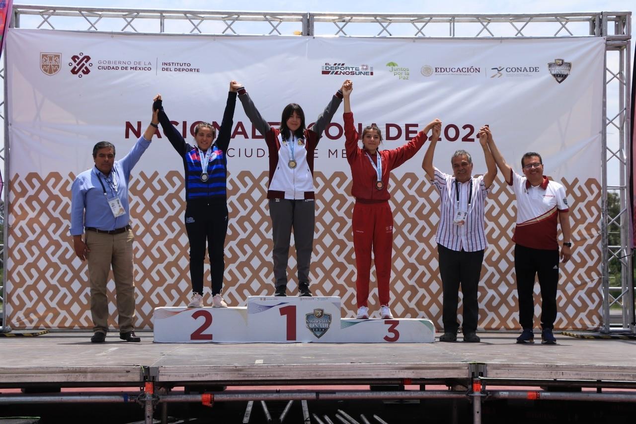 Ana Sofía Romero oro en 500m femenil. Foto cortesía por INDEPORTE