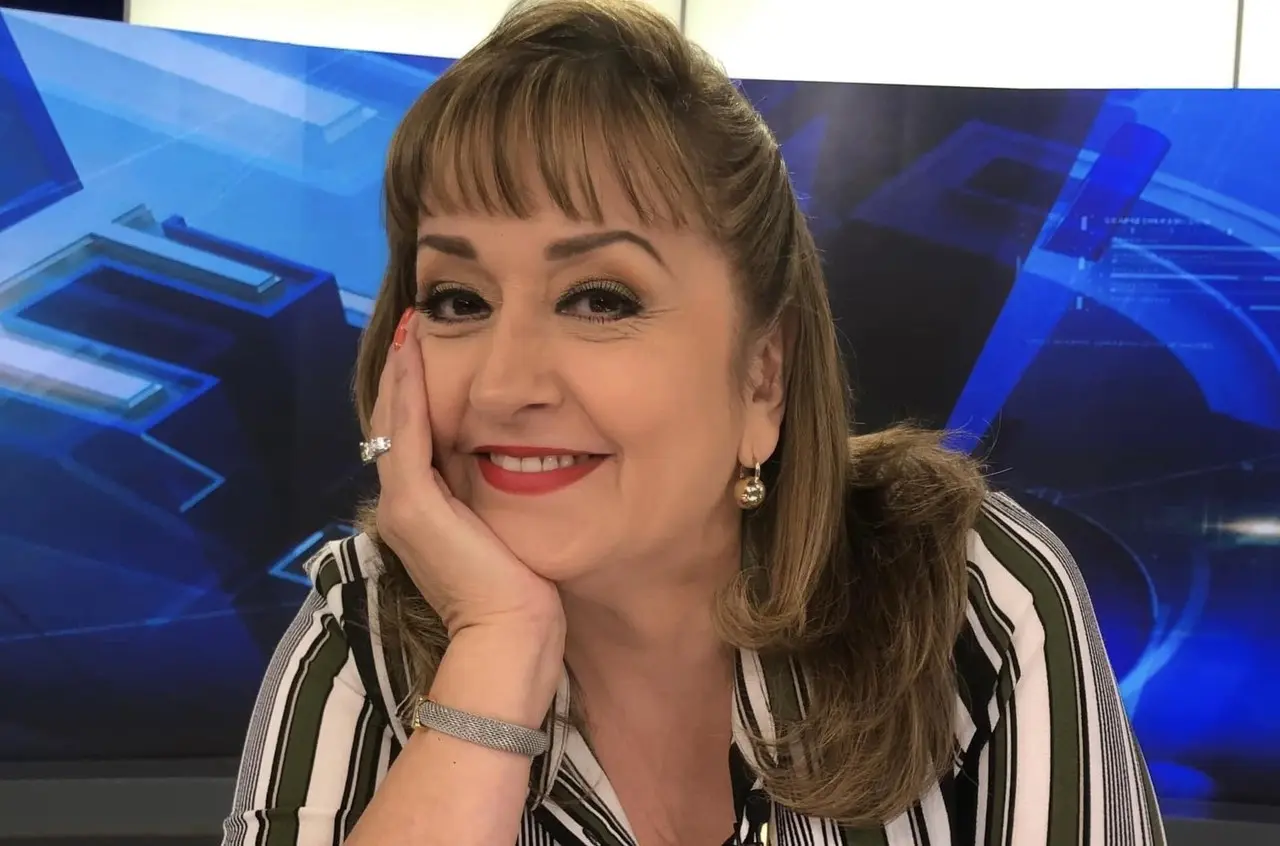 ¿De tez blanca y pelo corto? sucesora de María Julia Lafuente Foto: Facebook