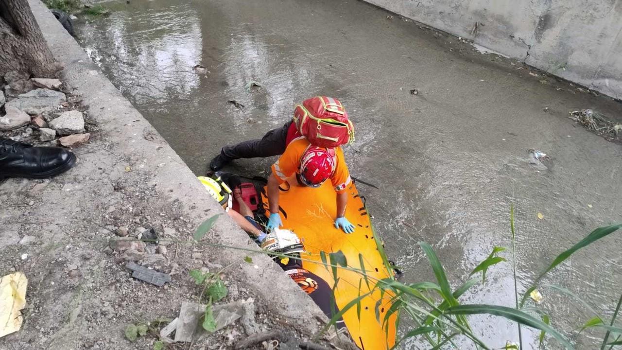 Cae mujer adulta mayor al arroyo Seco. Foto. PCNL