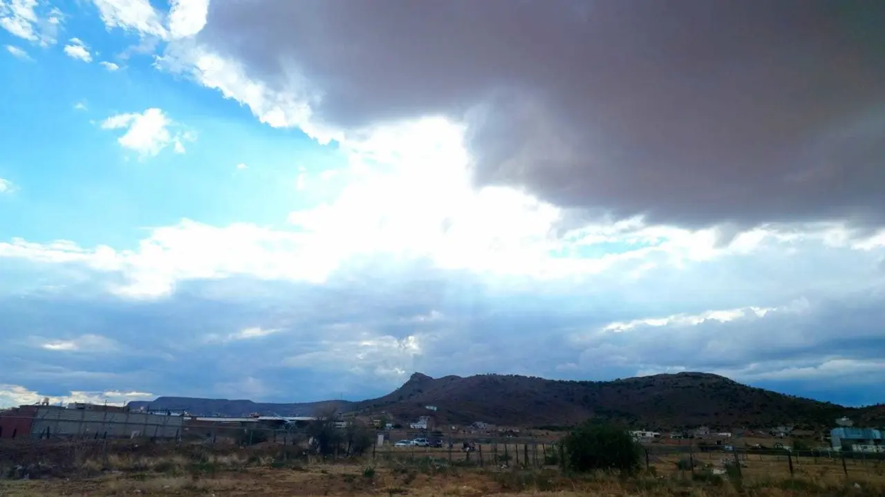 Las probabilidades de lluvias se reducirán en Durango, la zona sur es la que tiene mayor probabilidad de precipitaciones. Foto: Gerardo Lares..