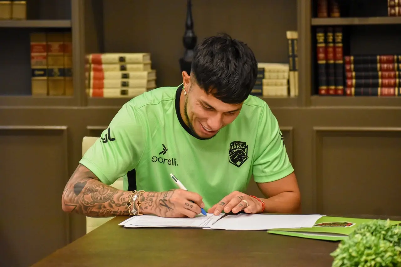 FC Juárez informa el regreso de Carlos Salcedo al club como refuerzo del plantel. Foto. FC Juárez