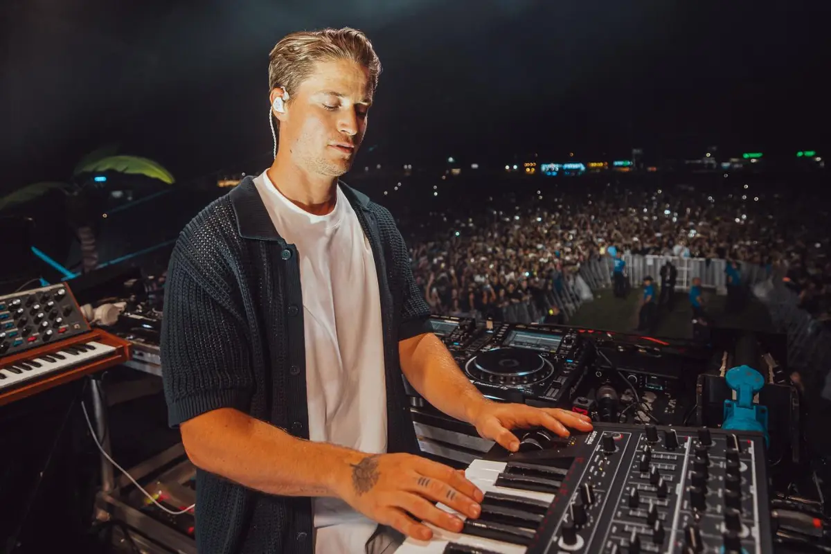 Kygo mezclando en concierto. Foto: Especial