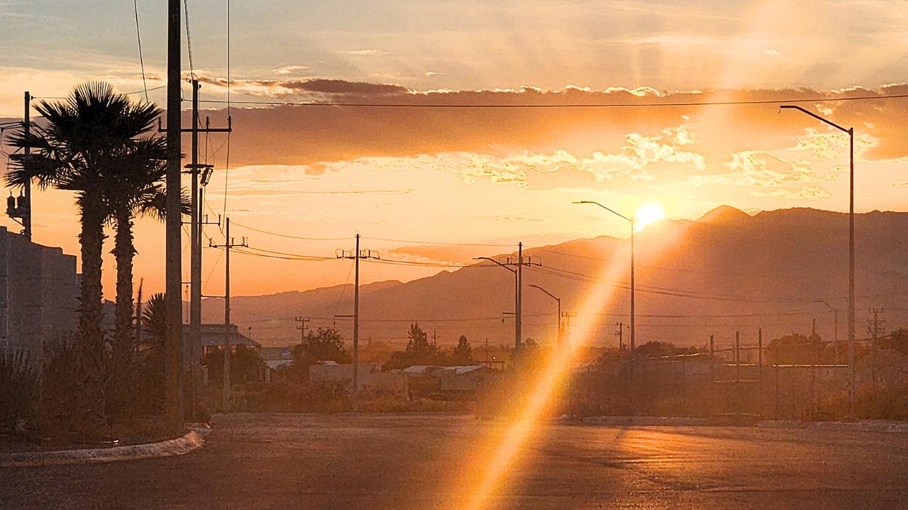 Amanecer en la ciudad de Saltillo, Coahuila / Foto: Laura Hernández