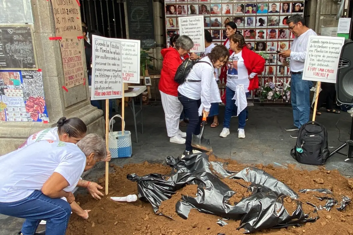 Familias de las personas desaparecidas reclamaron a las autoridades en Cuernavaca. Créditos: David Monroy.