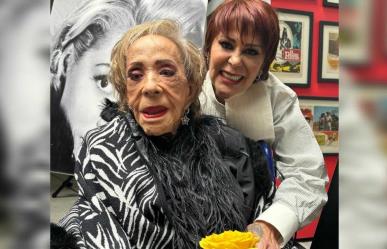 Que dejen a Silvia Pinal tranquila en casa ¿porqué pidieron esto en internet?