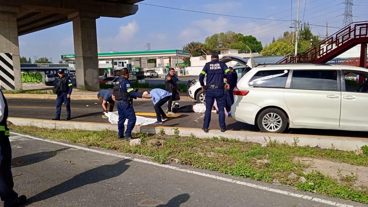 Los peritos realizaron el levantamiento del cuerpo en la zona. Imagen: Especial.