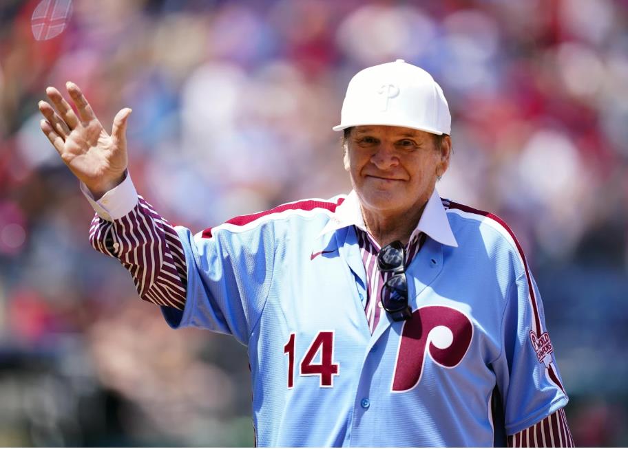 Pete Rose, el líder de imparables de la Grandes Ligas y un ídolo caído en desgracia. Foto. Matt Rourke via AP