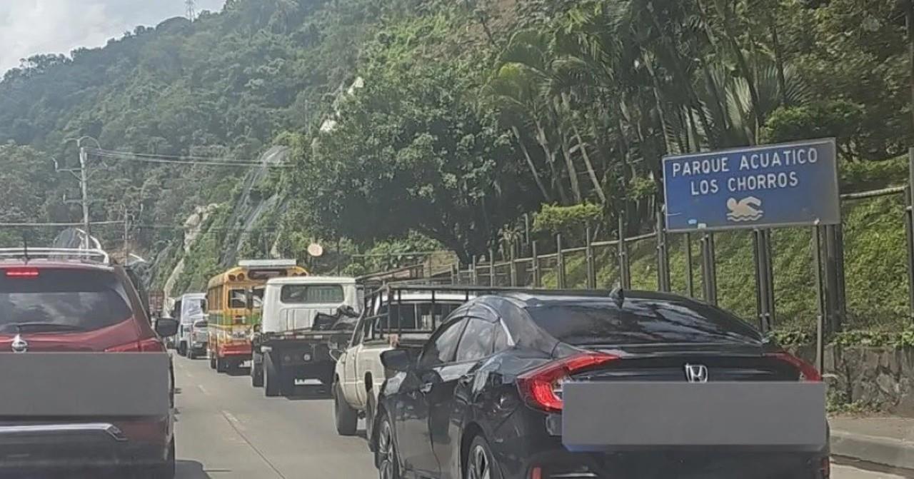 Cierre parcial en los Chorros. Foto de Alertux.