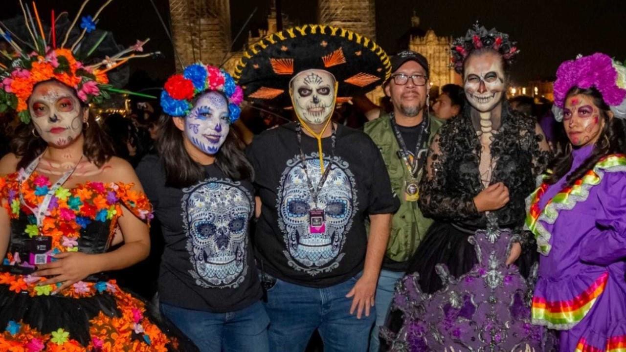 Regresa el Mega Desfile de Catrinas: Risas, color y muertos bailarines en CDMX. Foto: @megaprocesiondelascatrinas