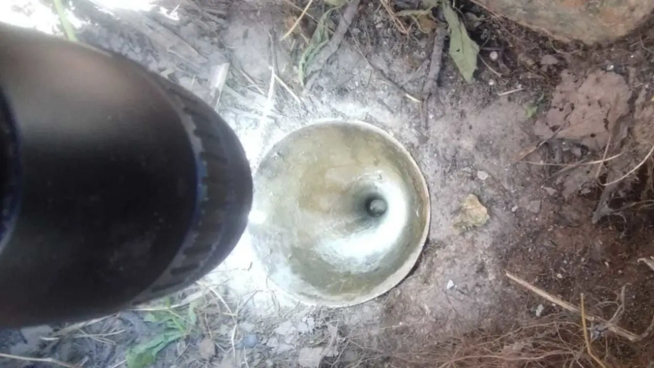 Un video captado por los propios bomberos permite ver el momento final de la extracción. Fotos: Especial