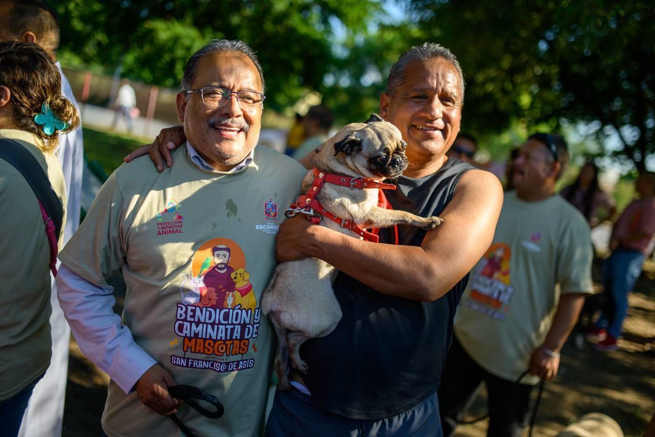 El Municipio de Escobedo celebra la tradicional Bendición y Caminata por las Mascotas. Foto. Escobedo