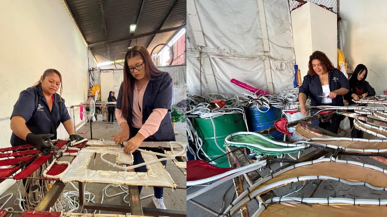 Trabajadoras de Servicios Públicos elaboran figuras de decoración para temporadas festivas. Foto: Isaura Retana.