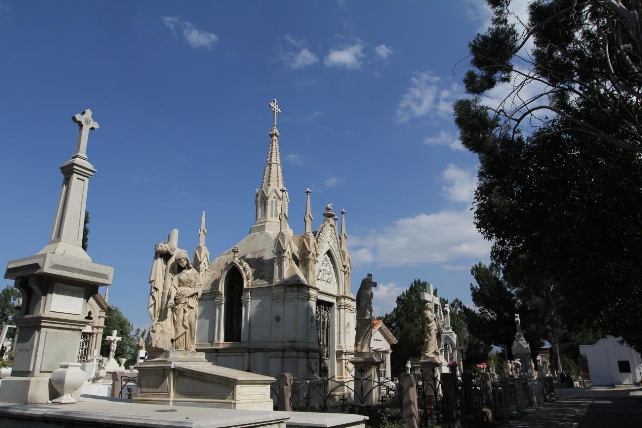 Día de Muertos: 3 Recomendaciones para visitar los panteones de ...