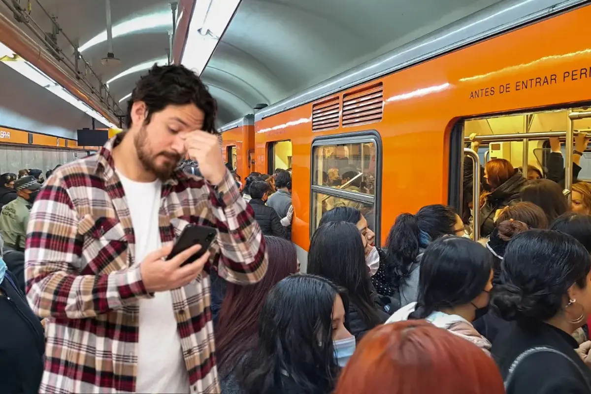 Metro en CDMX lleno de gente.    Foto: Especial