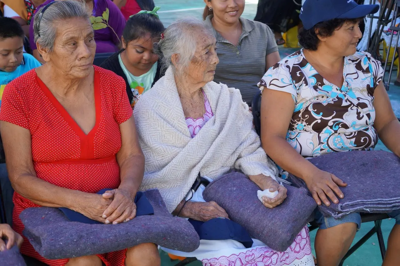 ¿Dónde se pueden llevar las cobijas?. Foto: DIF