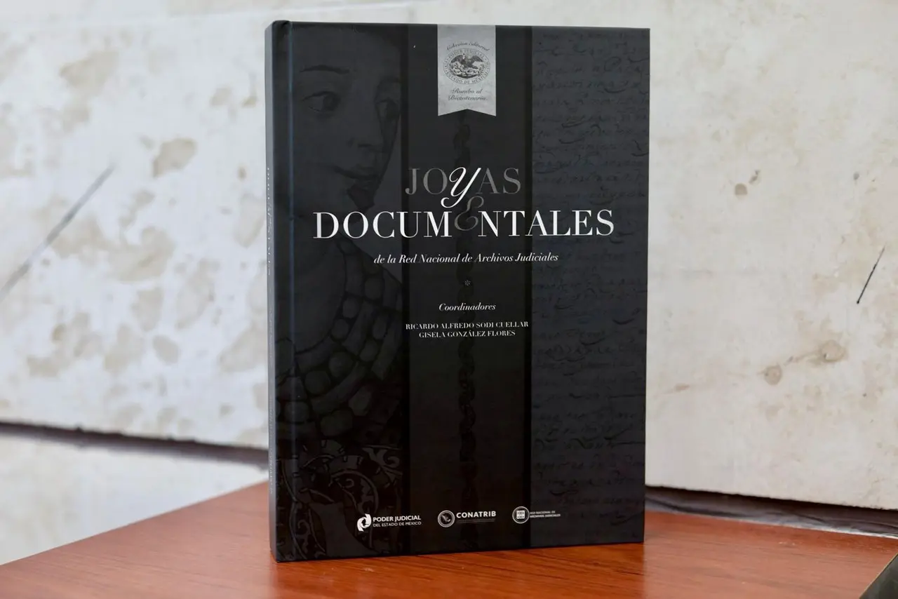 La obra  Joyas Documentales de la Red Nacional de Archivos Judiciales contiene una selección de 4 actas de las sesiones del pleno  que encabezó Antonia Jiménez Trava, primera mujer en México en presidir un Tribunal Superior estatal.- Fuente TSJE